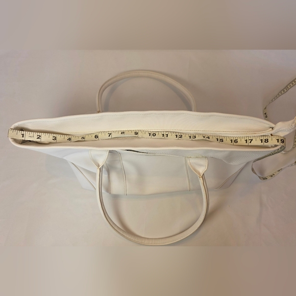 Lacoste Women's Cream Tote Bag - Picture 14 of 15